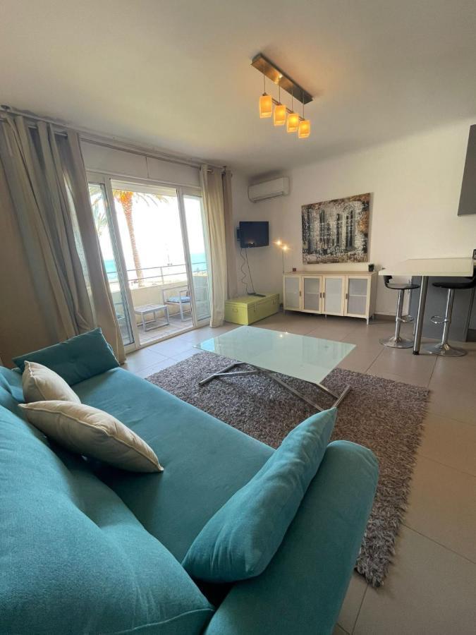 Studio front de mer tout équipé au cœur du centre ville Antibes Extérieur photo